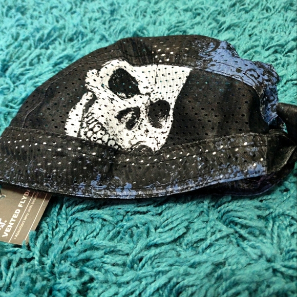 Nwt Zan Head Gear Skull Cap 